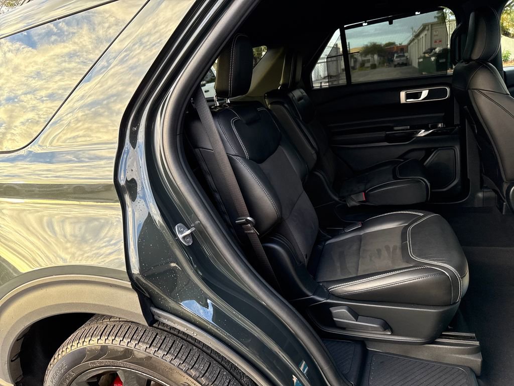 Certified 2022 Ford Explorer ST w/ ST Street Pack image 26