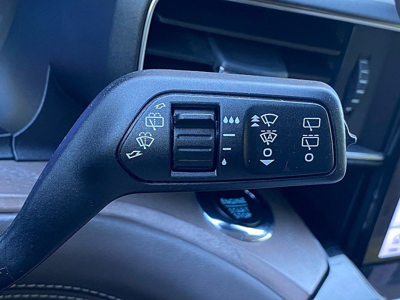 Certified 2023 Ford Explorer Platinum w/ Technology Package AWD/4WD image 58