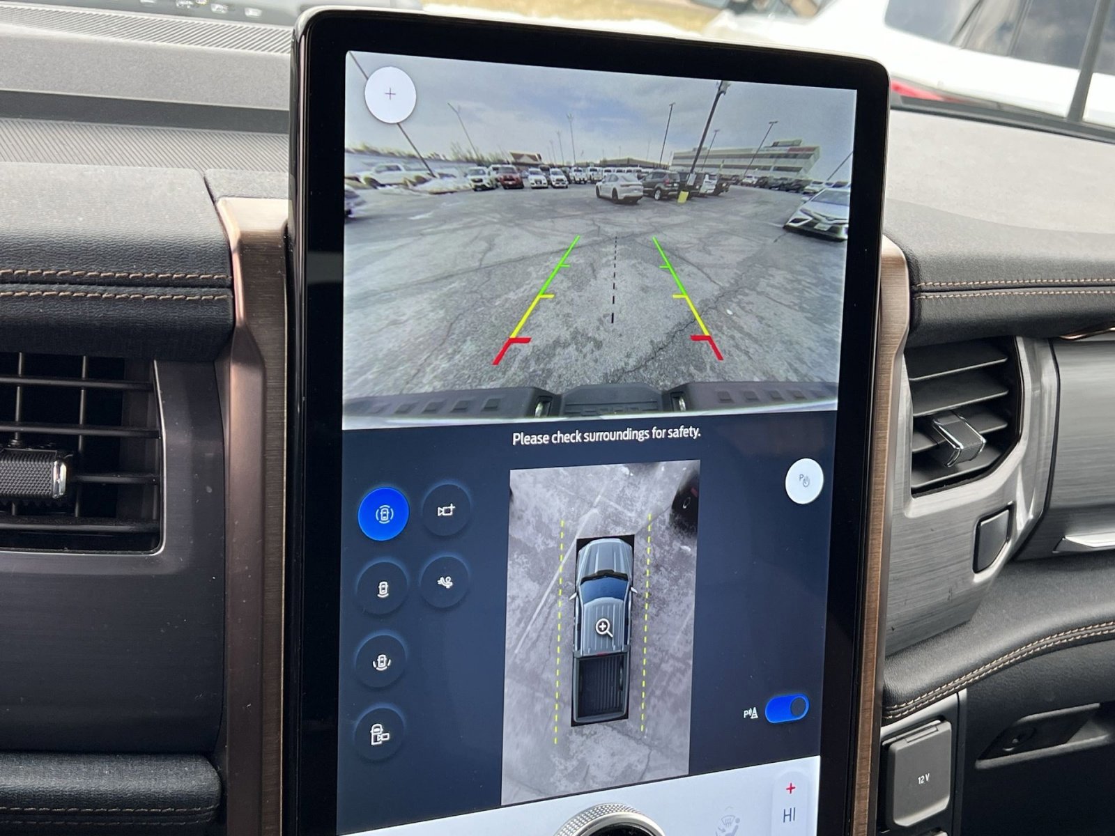 Certified 2023 Ford F150 Lightning Lariat image 19