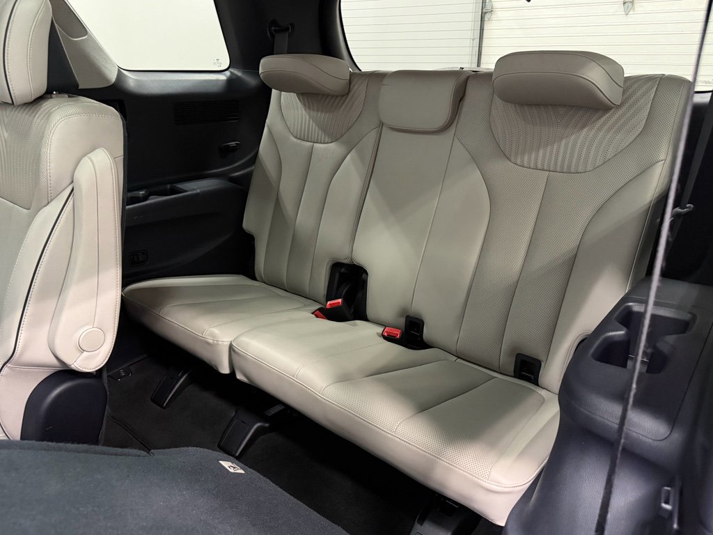 Used 2024 Hyundai Palisade Calligraphy image 31