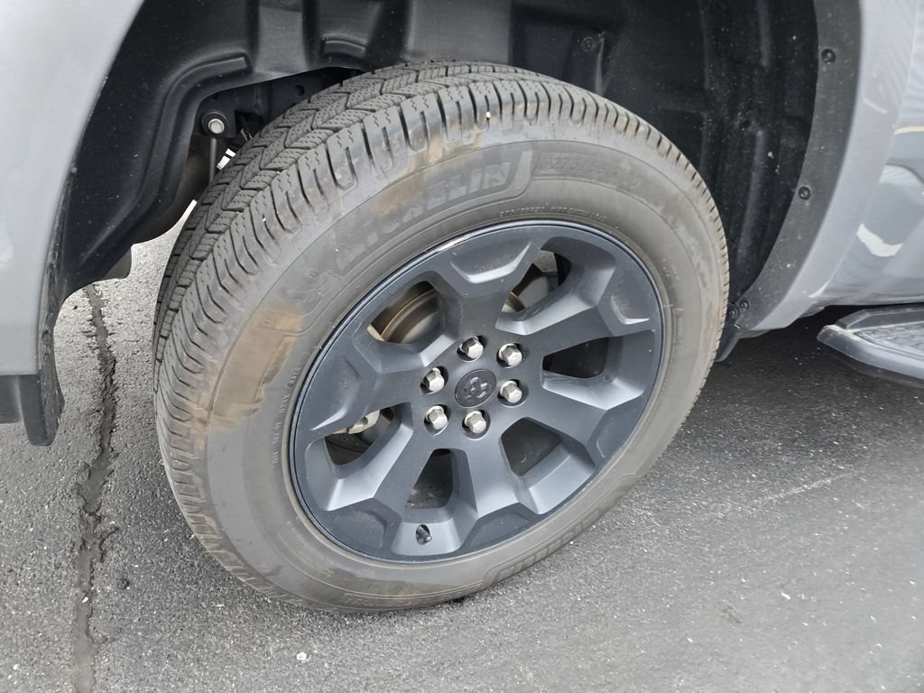 Used 2025 RAM 1500 Big Horn AWD/4WD image 17