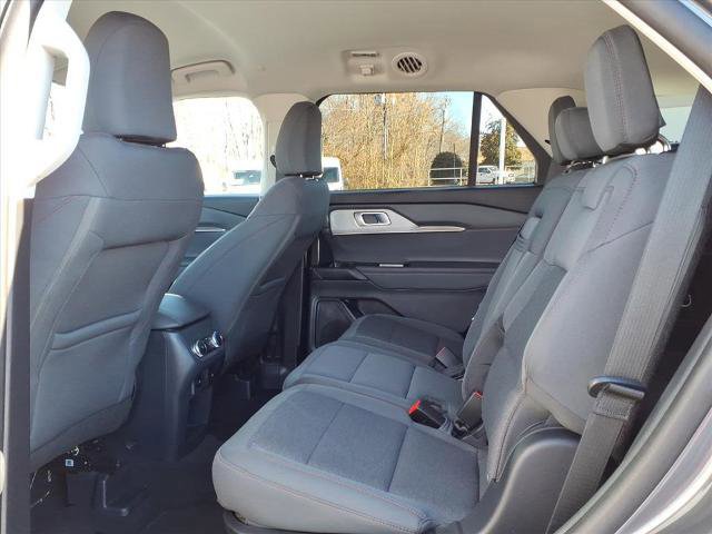 Certified 2025 Ford Explorer Active image 21