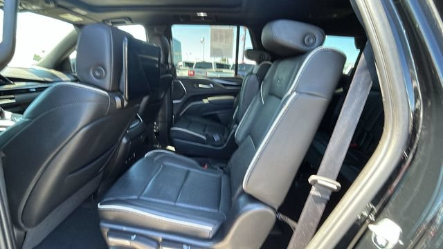 Used 2023 Cadillac Escalade Sport AWD/4WD image 17