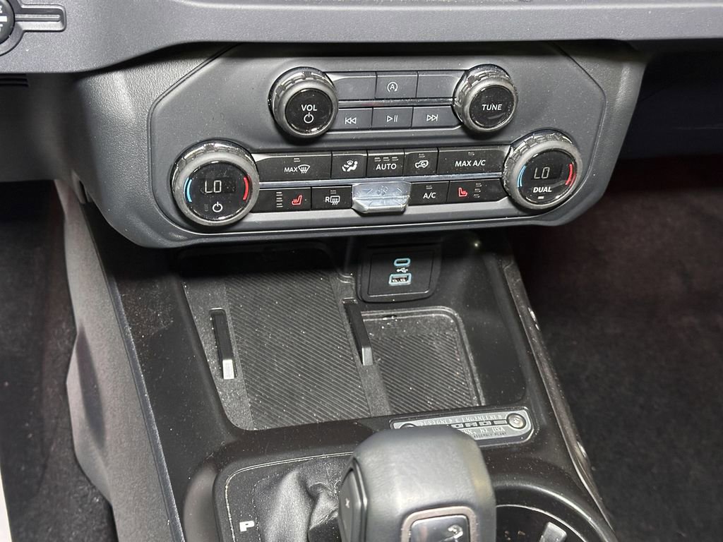Certified 2025 Ford Bronco Big Bend AWD/4WD image 38