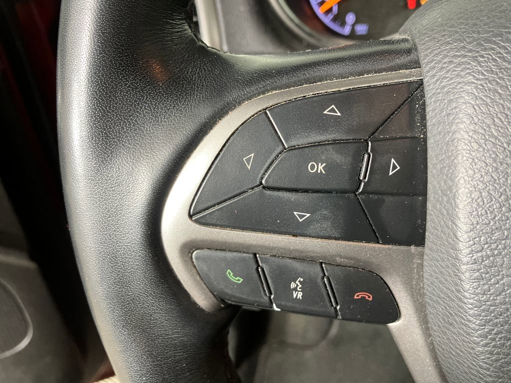 Used 2022 Jeep Grand Cherokee Limited w/ Trailer Tow Group IV image 18