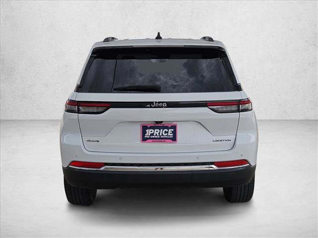 Used 2024 Jeep Grand Cherokee Limited AWD/4WD image 6