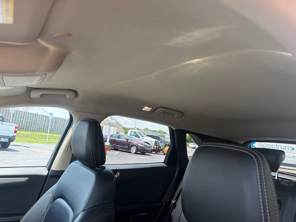 Certified 2020 Ford Escape SEL FWD image 29