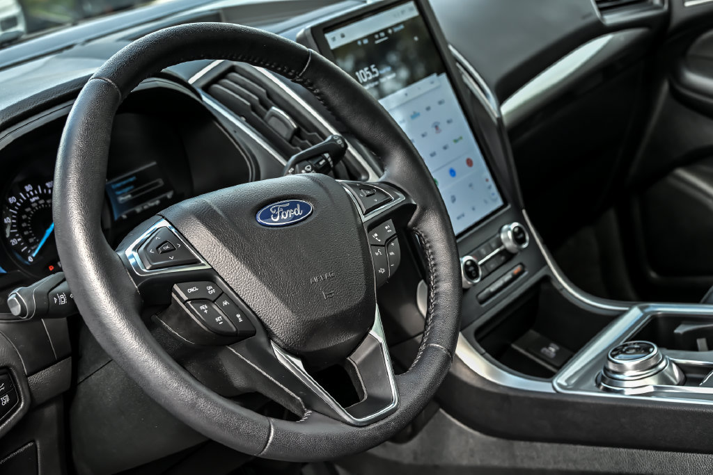 Certified 2023 Ford Edge SEL w/ Convenience Package AWD/4WD image 16