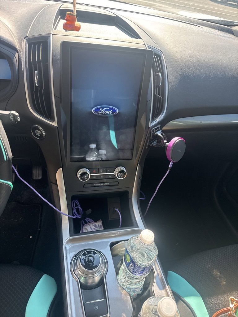 Certified 2024 Ford Edge SEL image 8