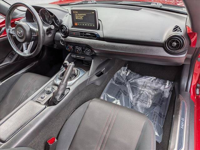 Used 2017 MAZDA MX-5 Miata RF Club RWD image 16