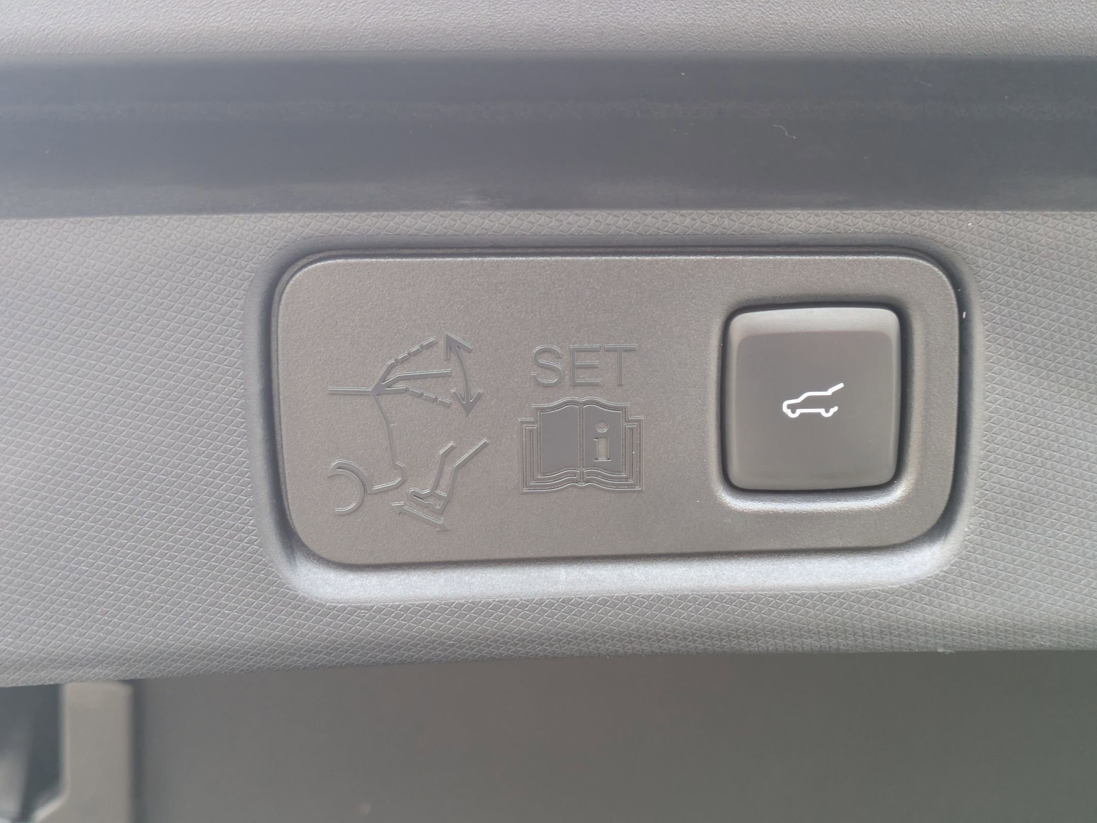 Certified 2023 Ford Mustang Mach-E Premium w/ Mustang Nite Pony Package image 34