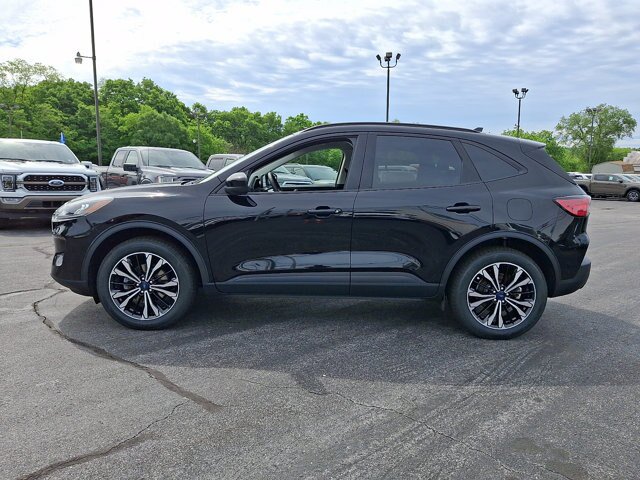 Certified 2022 Ford Escape SEL w/ SEL Stealth AWD Package image 4