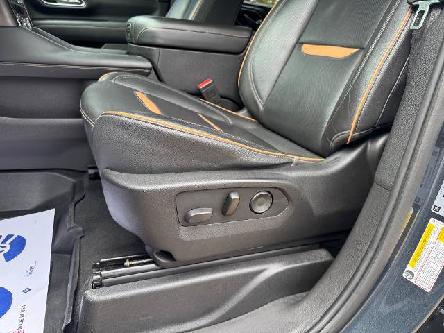 Used 2021 GMC Yukon AT4 w/ Technology Package AWD/4WD image 11