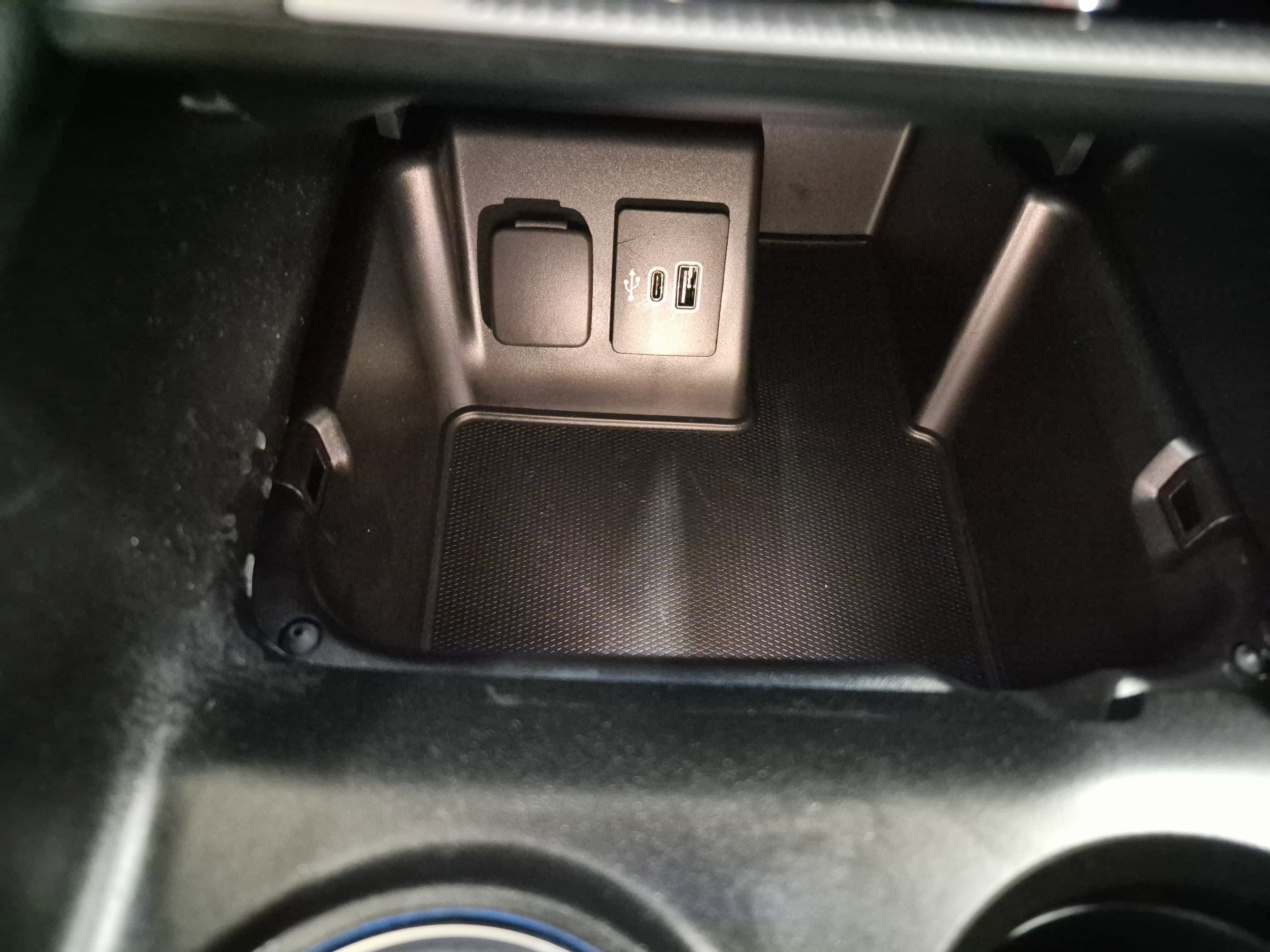 Certified 2025 Ford Explorer ST-Line image 32