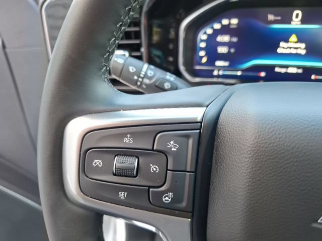 Used 2025 Chevrolet Silverado 1500 LT AWD/4WD image 18
