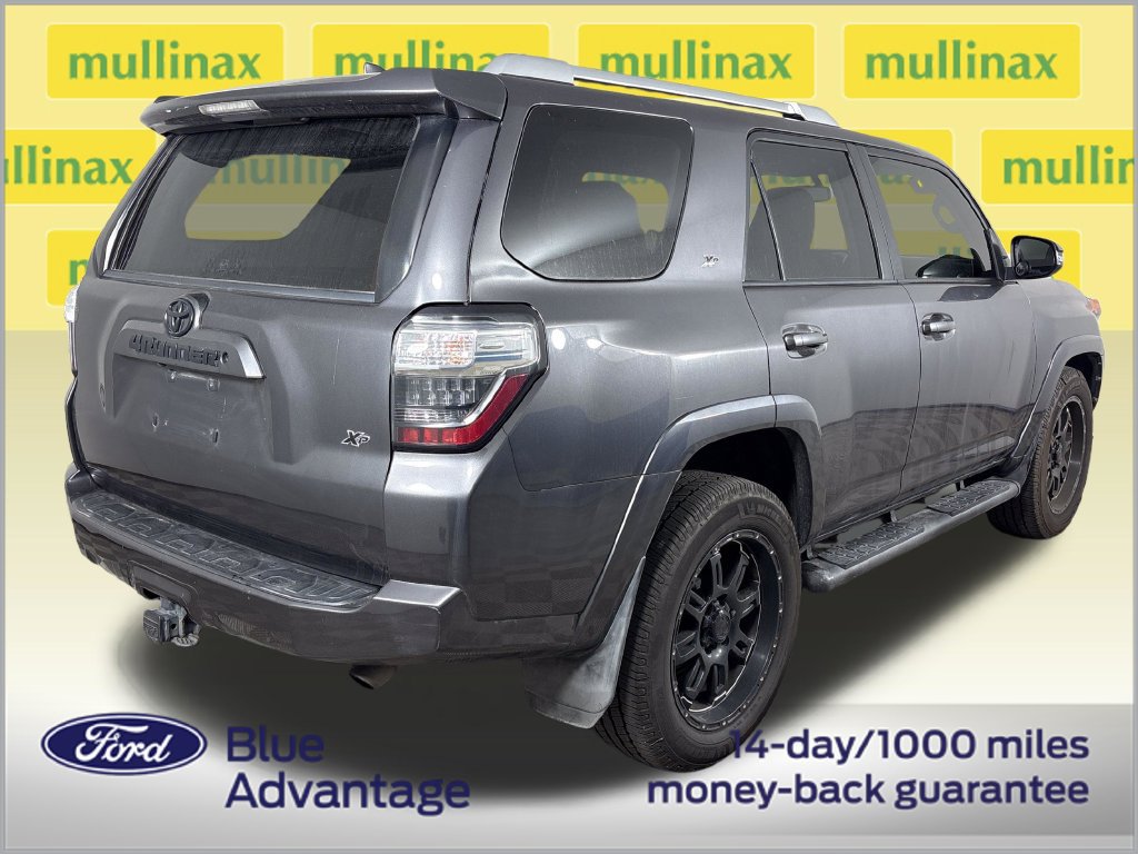 Used 2017 Toyota 4Runner SR5 Premium RWD image 4
