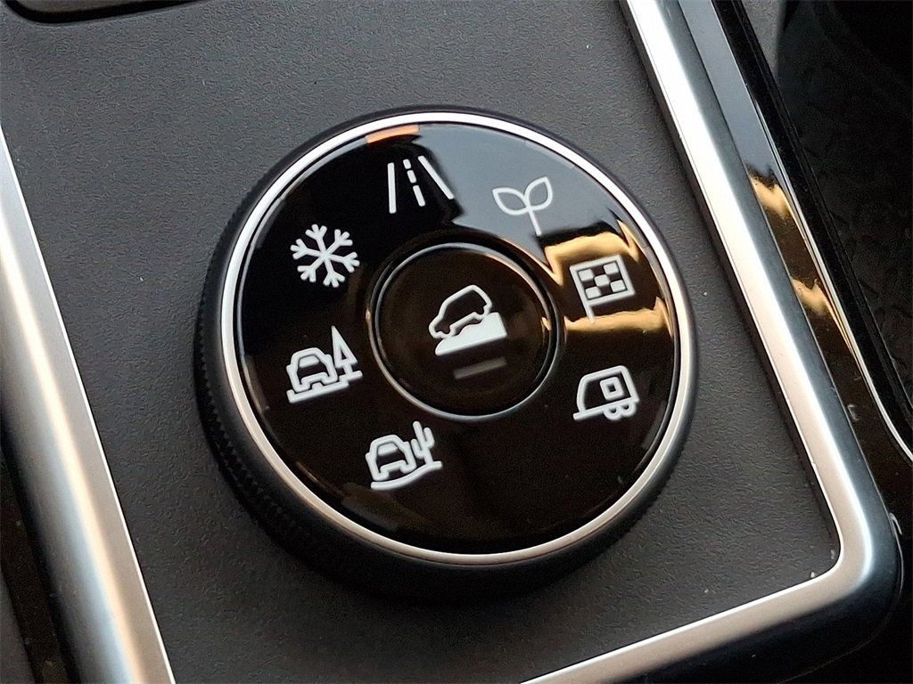 Used 2022 Nissan Pathfinder S image 24