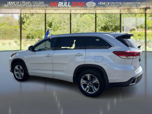 Used 2018 Toyota Highlander Limited AWD/4WD image 3