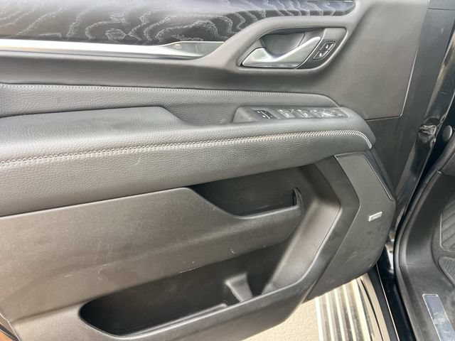 Used 2022 GMC Yukon XL Denali AWD/4WD image 17