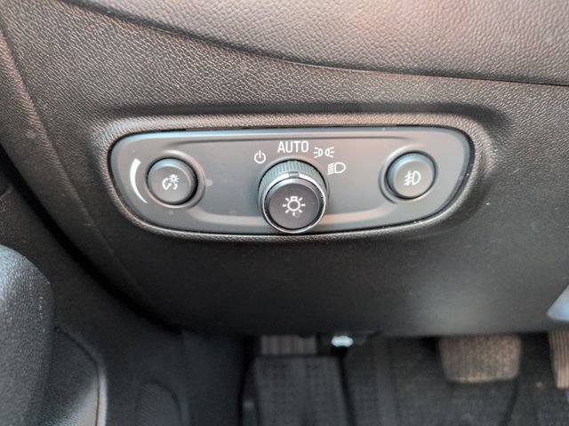 Used 2020 Chevrolet Equinox LT w/ Driver Convenience Package AWD/4WD image 30