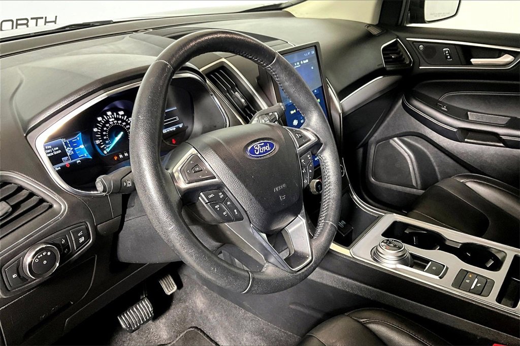 Certified 2021 Ford Edge Titanium image 10