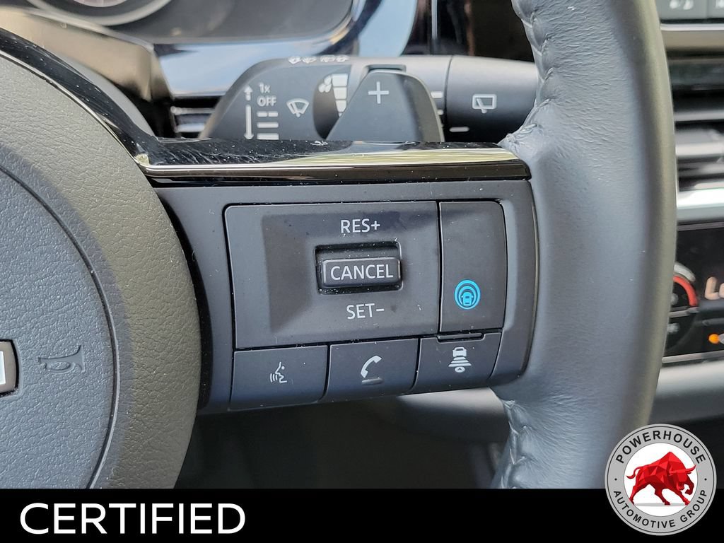 Used 2022 Nissan Pathfinder SV AWD/4WD image 29