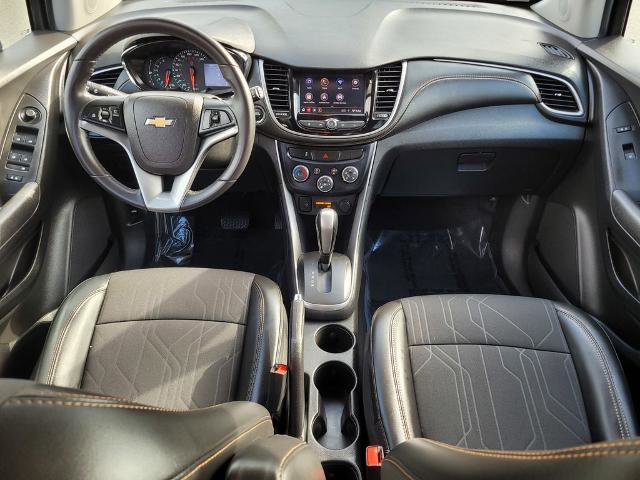 Used 2020 Chevrolet Trax LT w/ LT Convenience Package FWD image 13