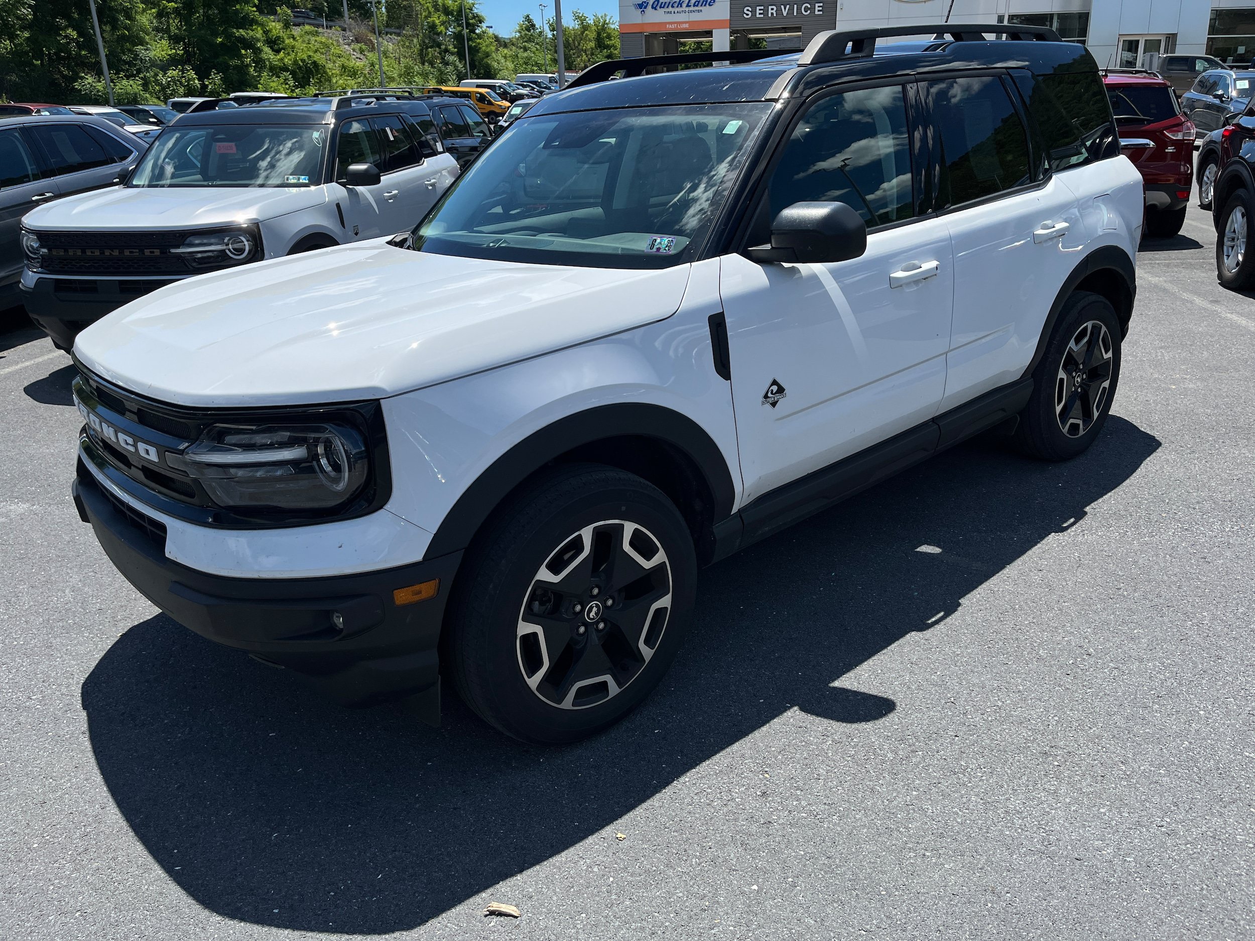 Certified 2023 Ford Bronco Sport Outer Banks w/ Tech Package AWD/4WD image 23