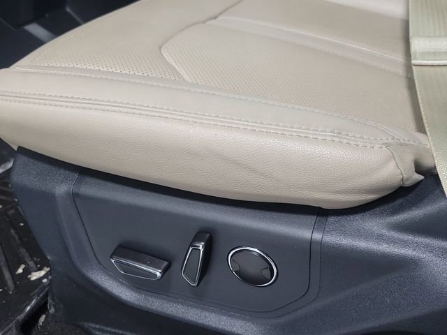 Certified 2022 Ford Expedition Limited image 9