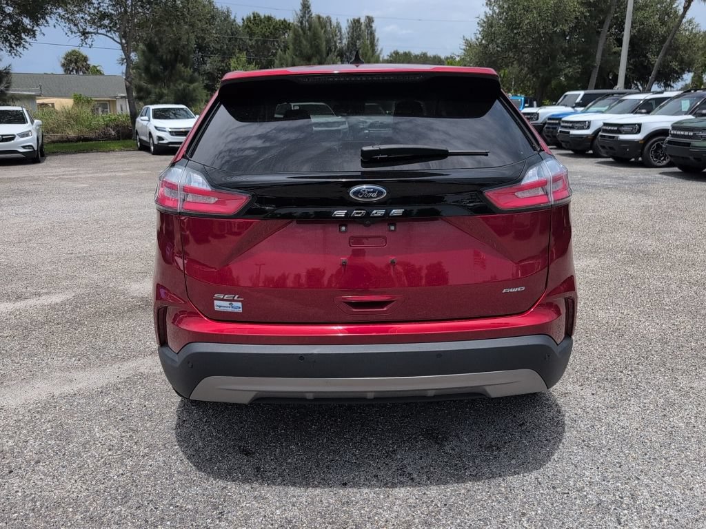 Certified 2024 Ford Edge SEL AWD/4WD image 4