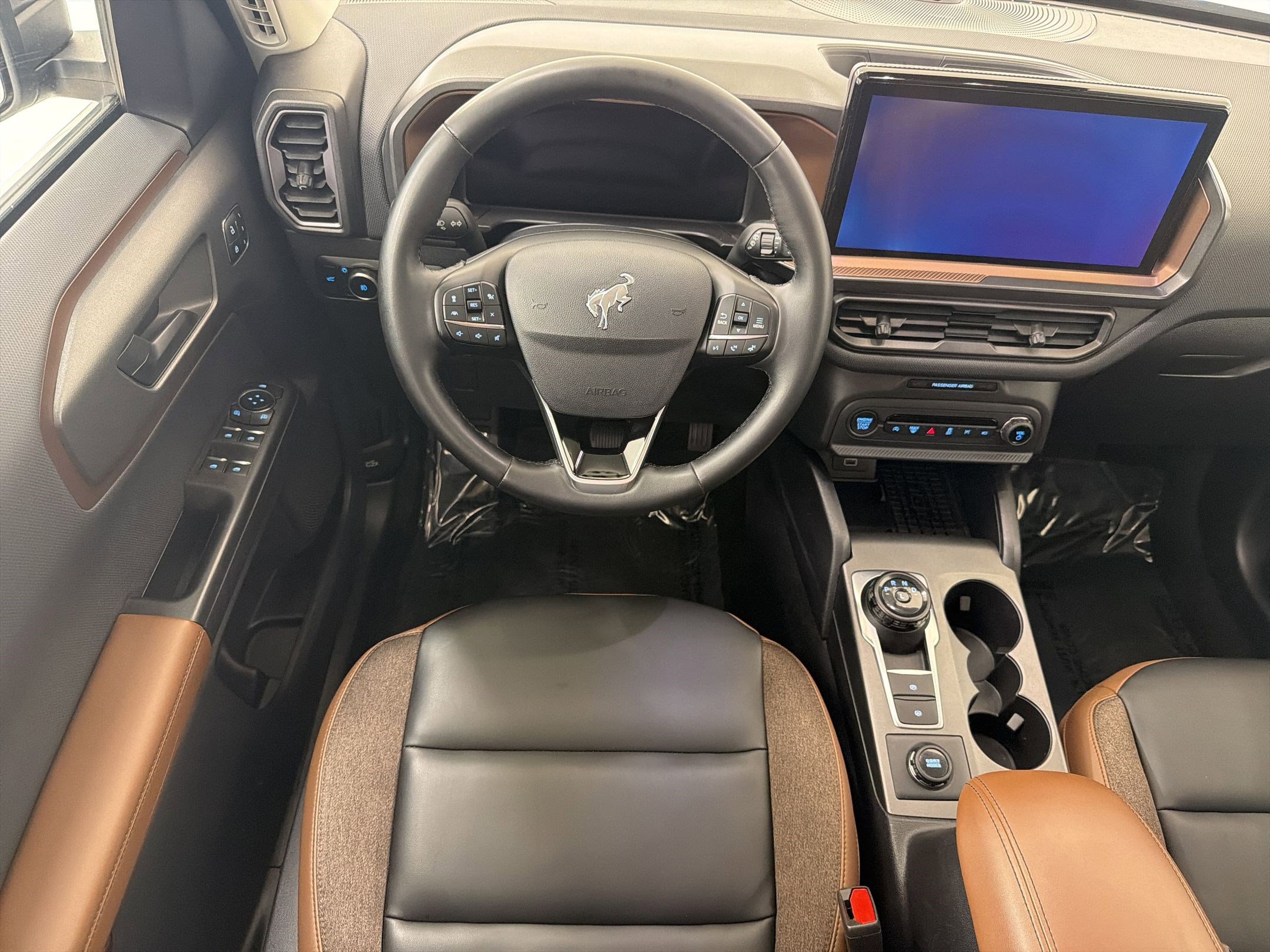 Certified 2025 Ford Bronco Sport Outer Banks w/ Outer Banks Tech Package+ AWD/4WD image 4