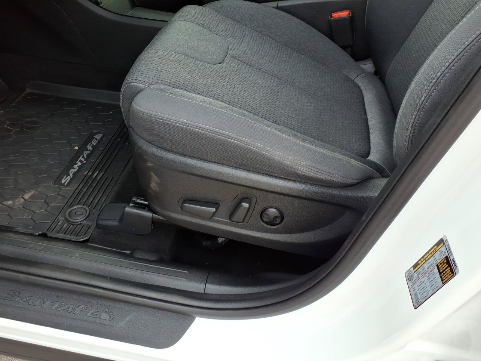 Used 2023 Hyundai Santa Fe SEL w/ Cargo Package FWD image 11