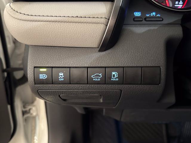 Used 2023 Toyota Camry XSE FWD image 16