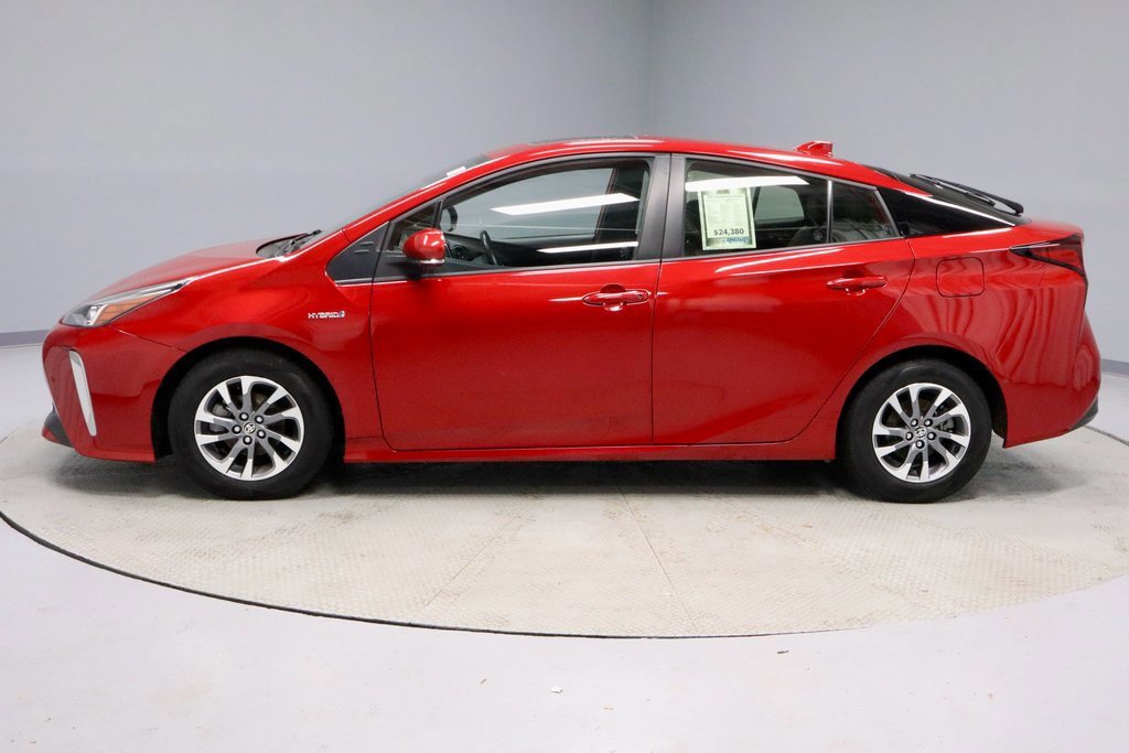 Used 2022 Toyota Prius Limited image 2