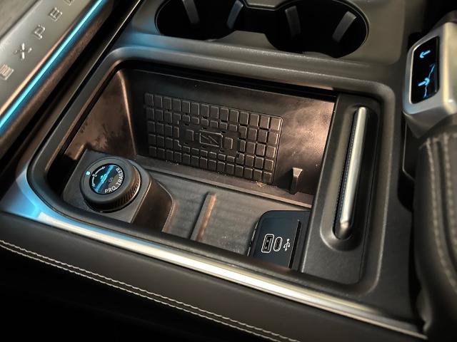 Certified 2025 Ford Expedition Platinum AWD/4WD image 32