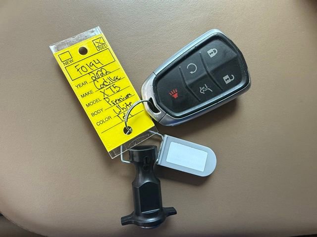 Used 2022 Cadillac XT5 Premium Luxury w/ Platinum Package FWD image 39