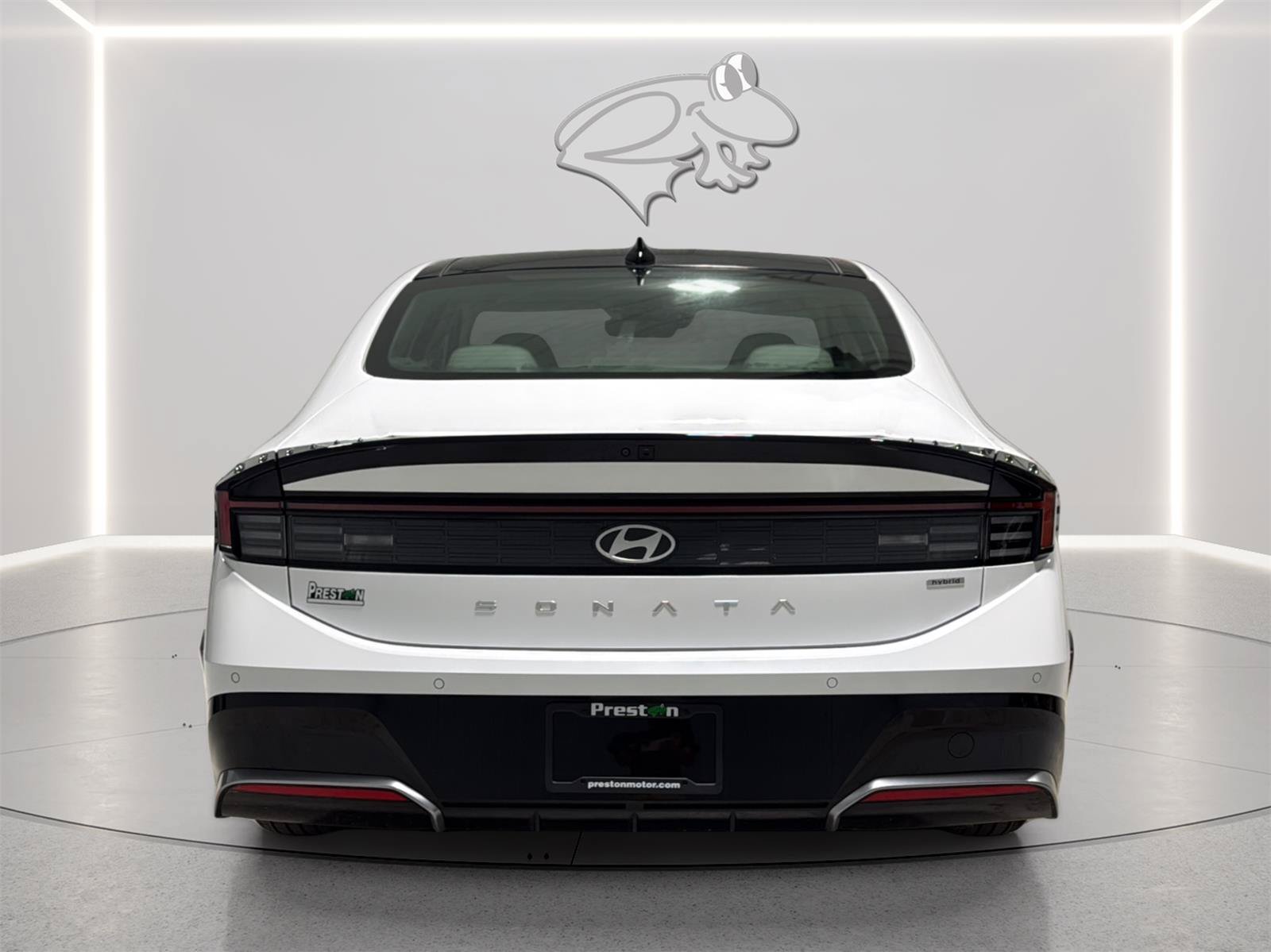 Used 2025 Hyundai Sonata Limited FWD image 4