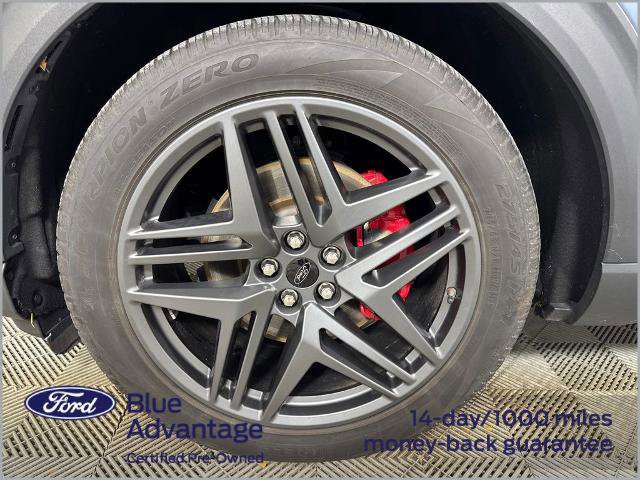 Certified 2025 Ford Explorer ST image 15