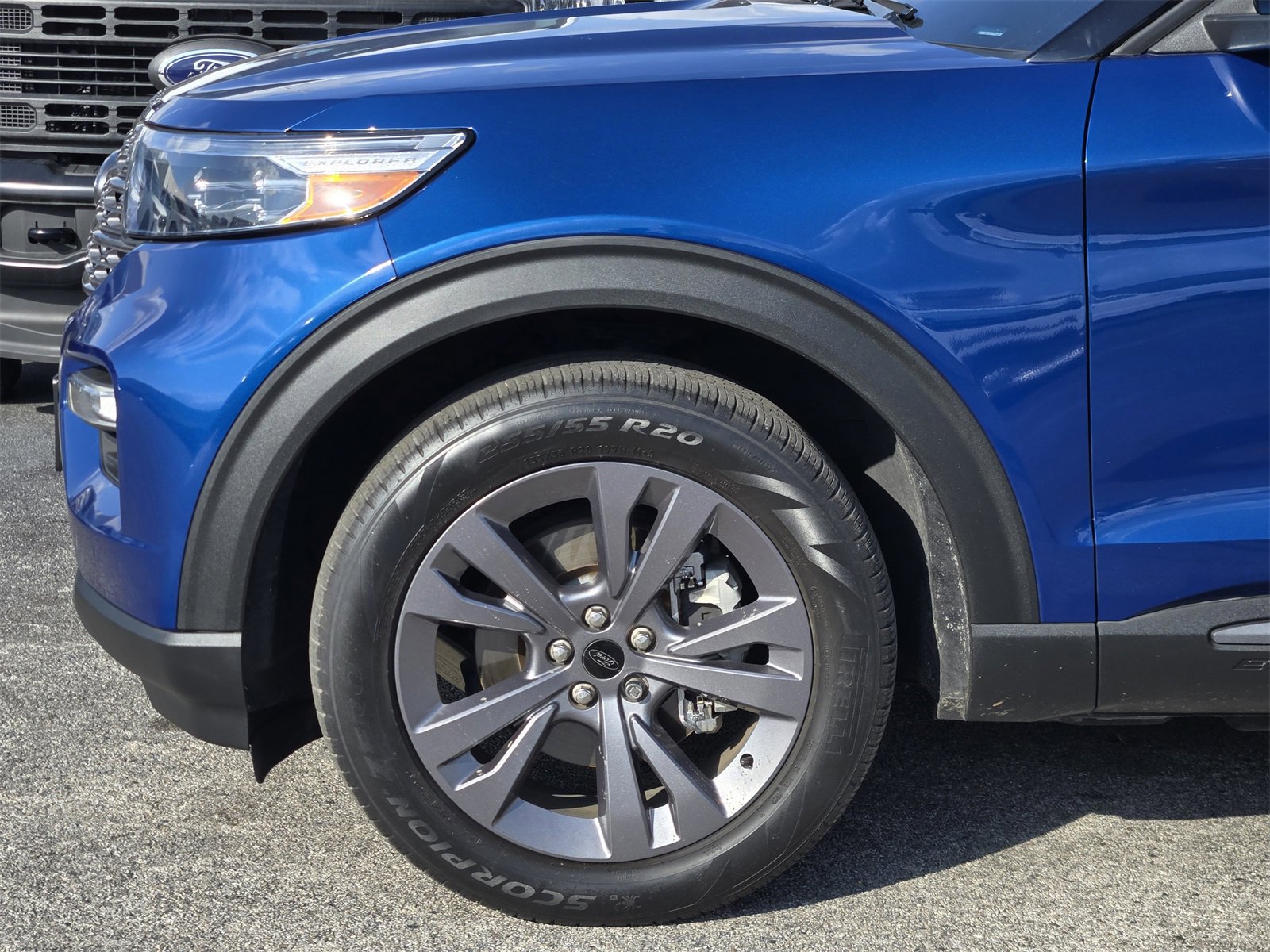 Certified 2022 Ford Explorer XLT w/ Equipment Group 202A image 8