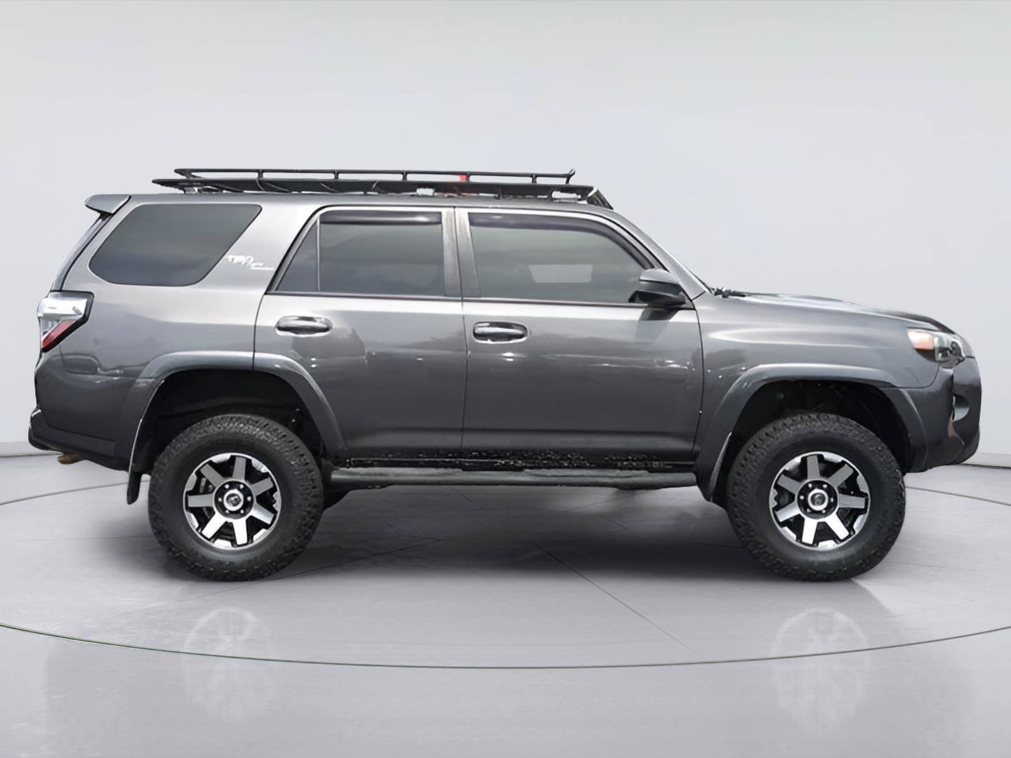 Used 2018 Toyota 4Runner TRD Off-Road AWD/4WD image 5