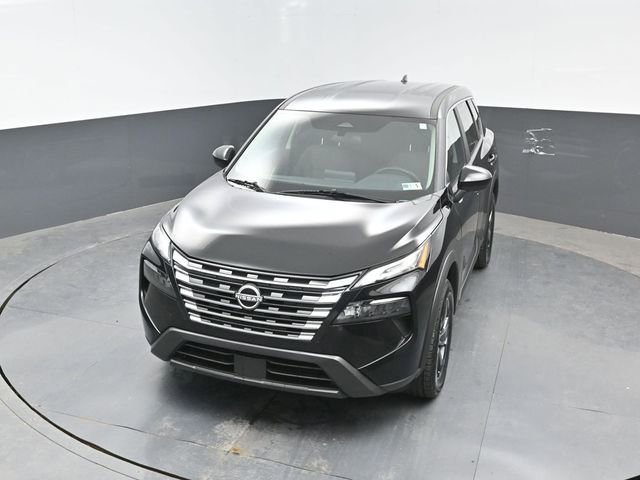 Used 2025 Nissan Rogue SV AWD/4WD image 18
