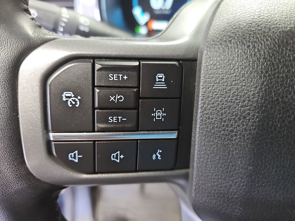 Certified 2022 Ford F150 Lariat w/ Equipment Group 502A High image 16