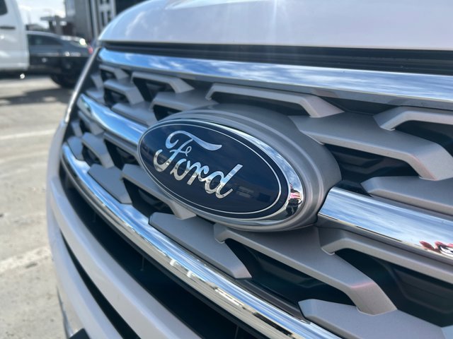 Certified 2018 Ford Explorer Limited image 23