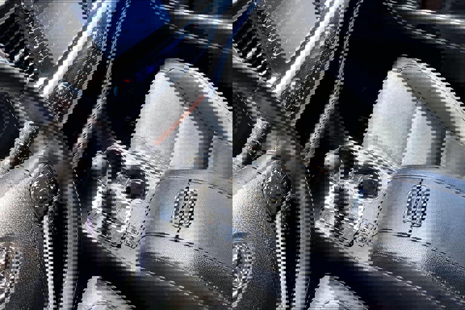 Used 2019 Toyota Highlander XLE FWD image 18