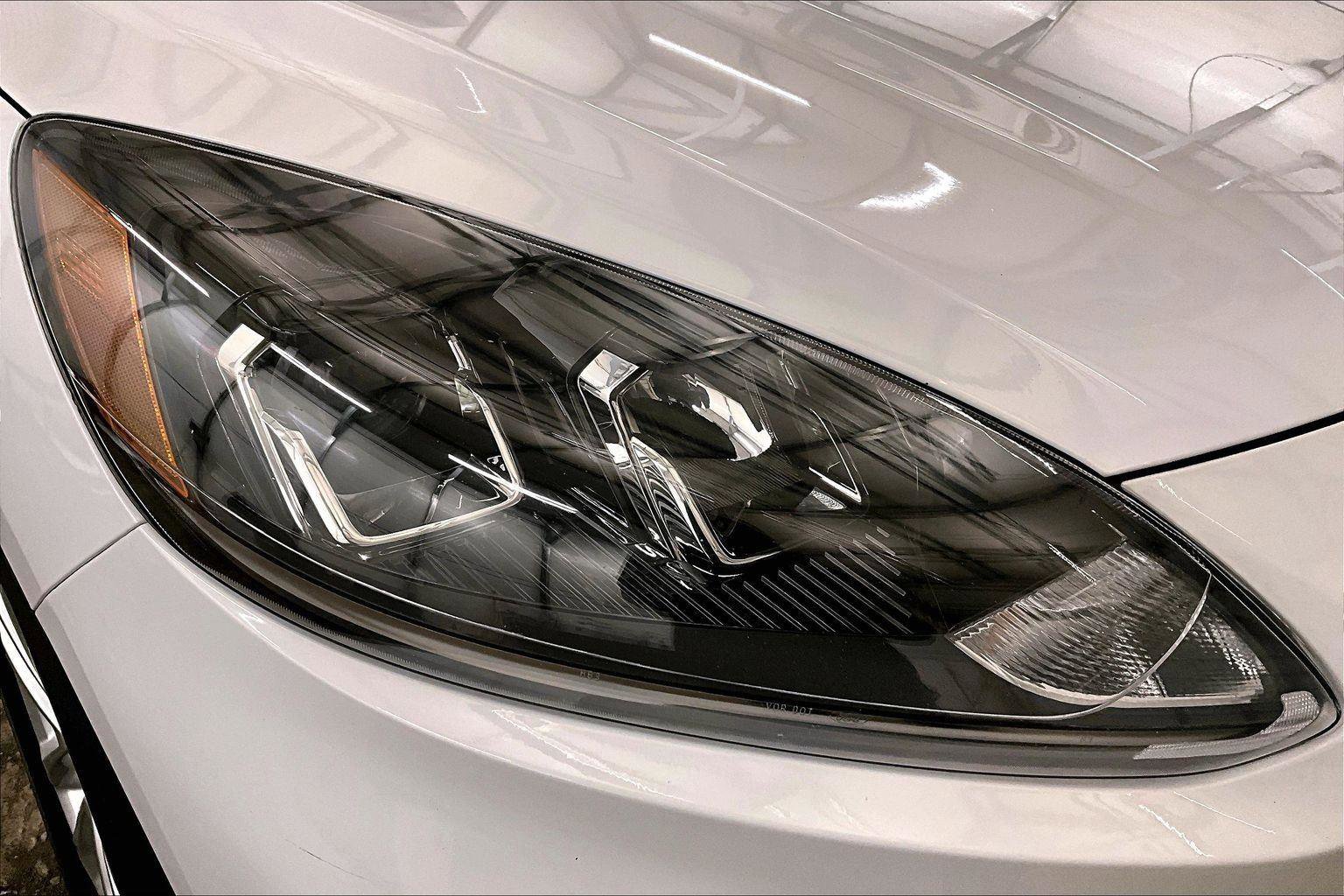 Certified 2021 Ford Escape SE image 27