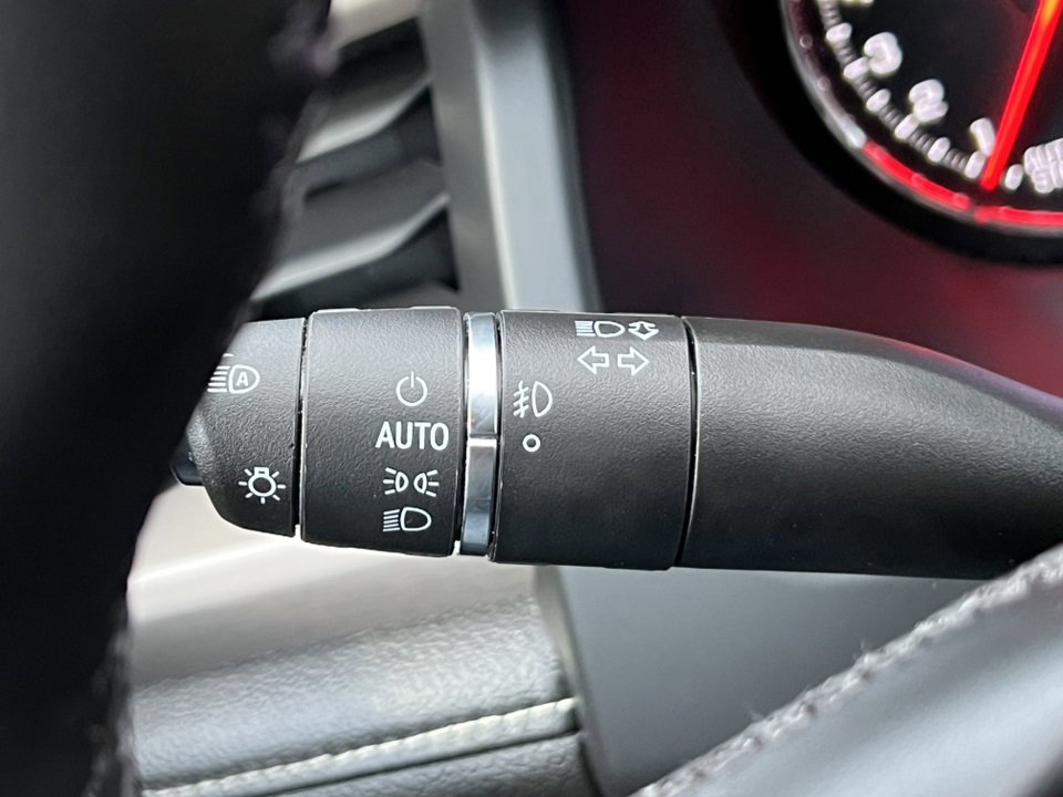 Used 2023 GMC Acadia Denali w/ Trailering Package image 23