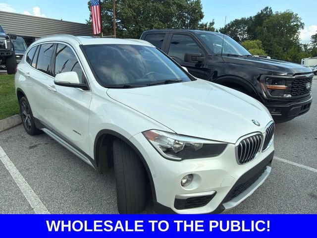 Used 2018 BMW X1 xDrive28i AWD/4WD image 3