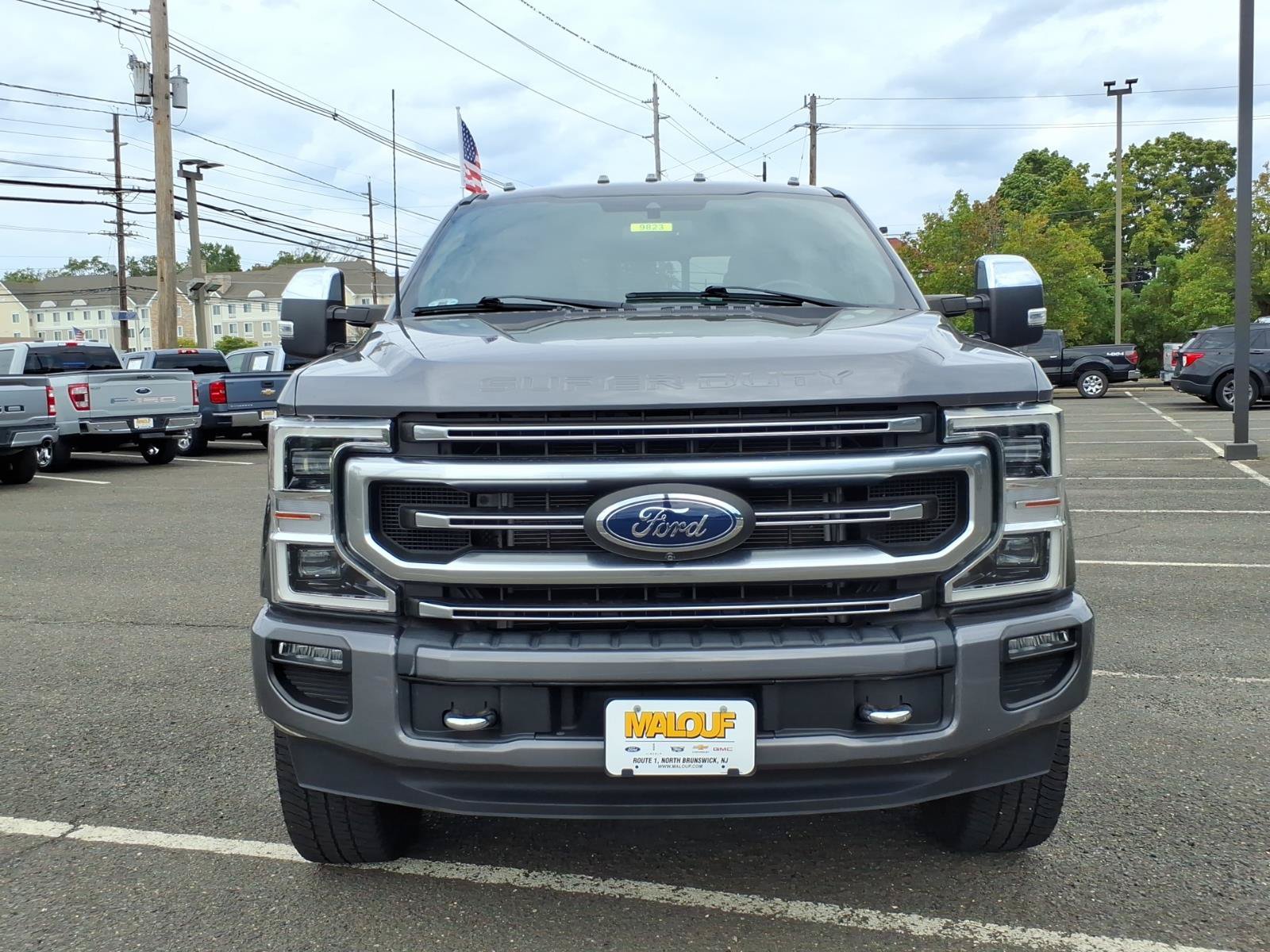 Certified 2022 Ford F350 Platinum w/ FX4 Off-Road Package AWD/4WD image 2