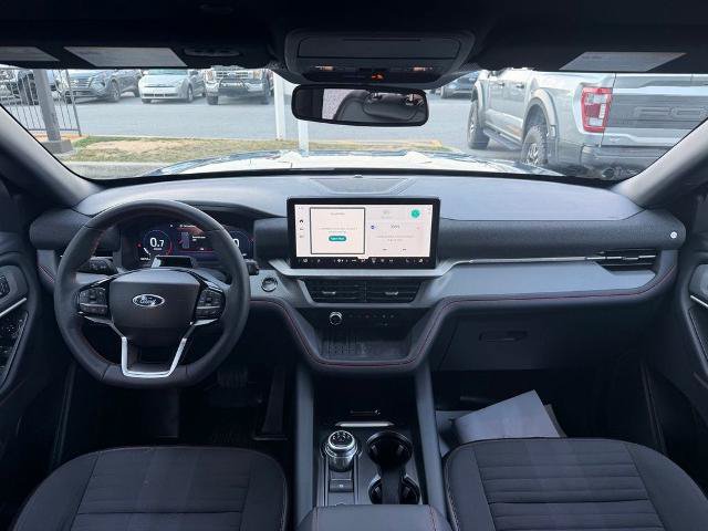 Certified 2025 Ford Explorer ST-Line w/ Premium Package AWD/4WD image 15