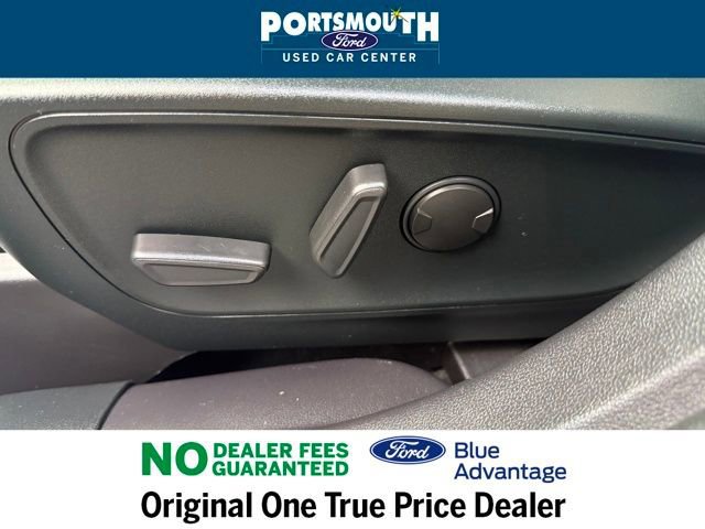 Certified 2022 Ford Escape SE w/ SE Sport Appearance Package image 25